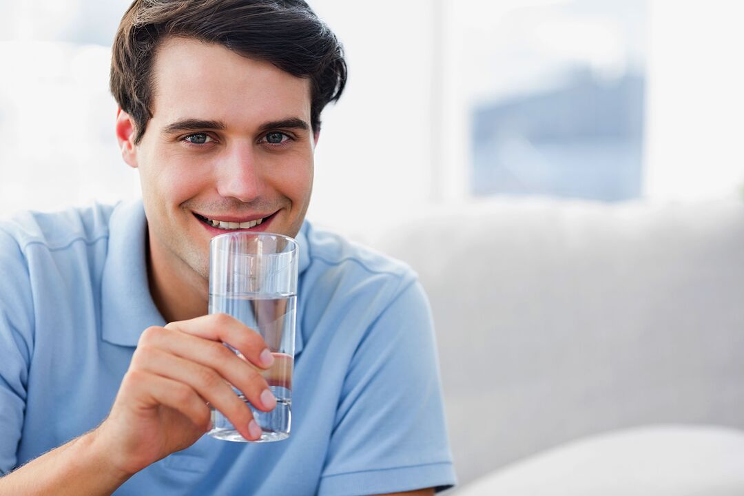 Take Ocuvit capsules with clean water. 